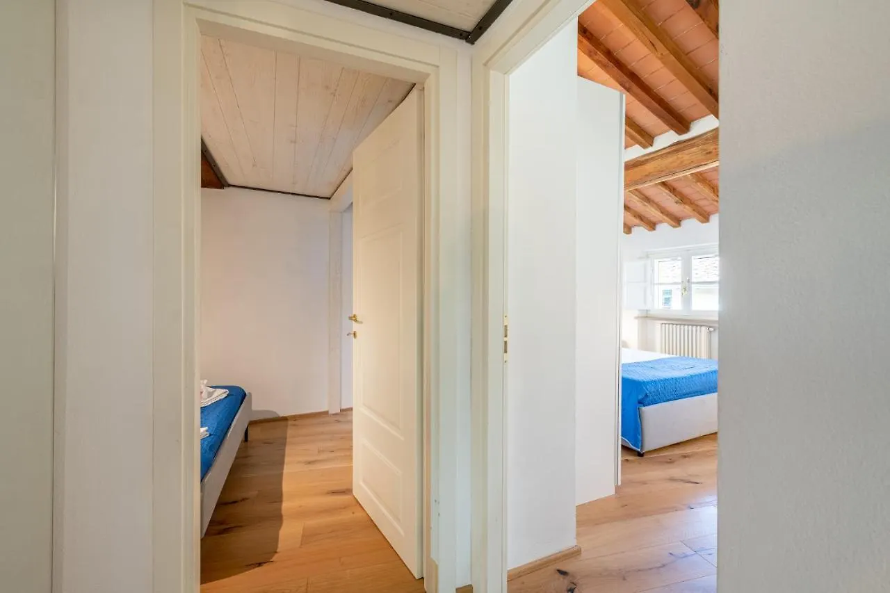 Apartment Casa San Paolino Dentro Le MuraElegant Flat Wifi E Selfcheckin Lucca Italy